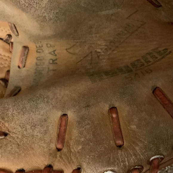 Vintage Regent 5416 Phil Rizzuto Model Leather Baseball Mit - Picture 7 of 9